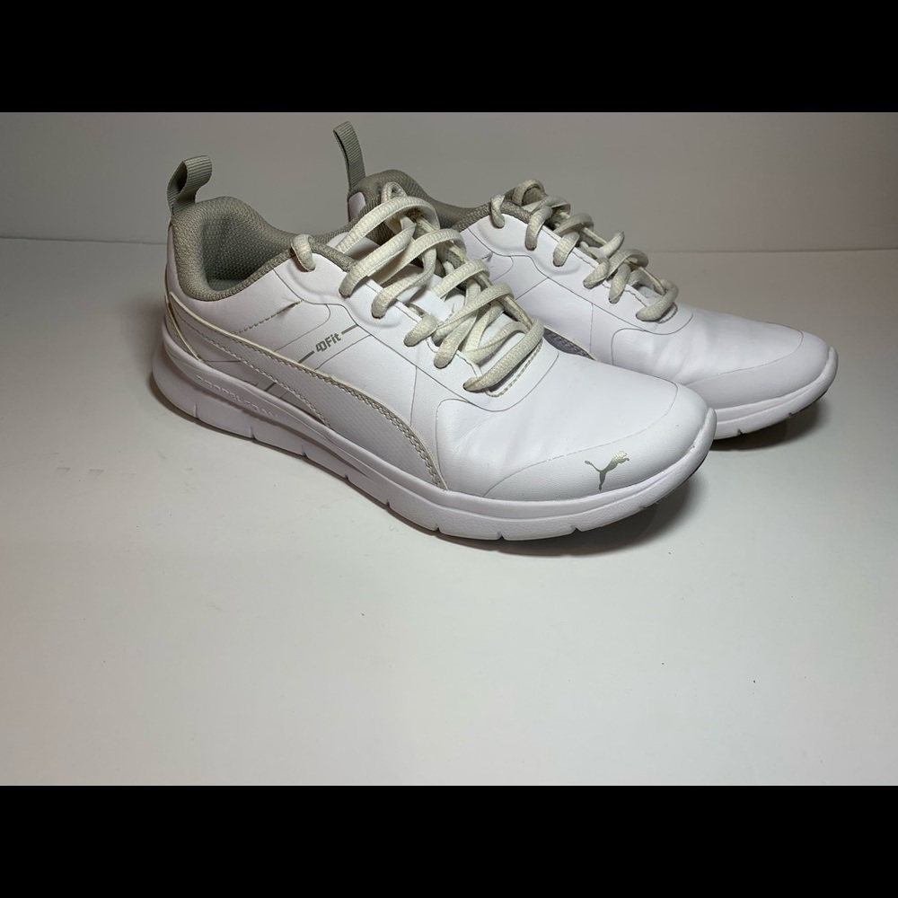 Puma Youth Flex Essential Sneaker Size 4.5C White 190678-02‎